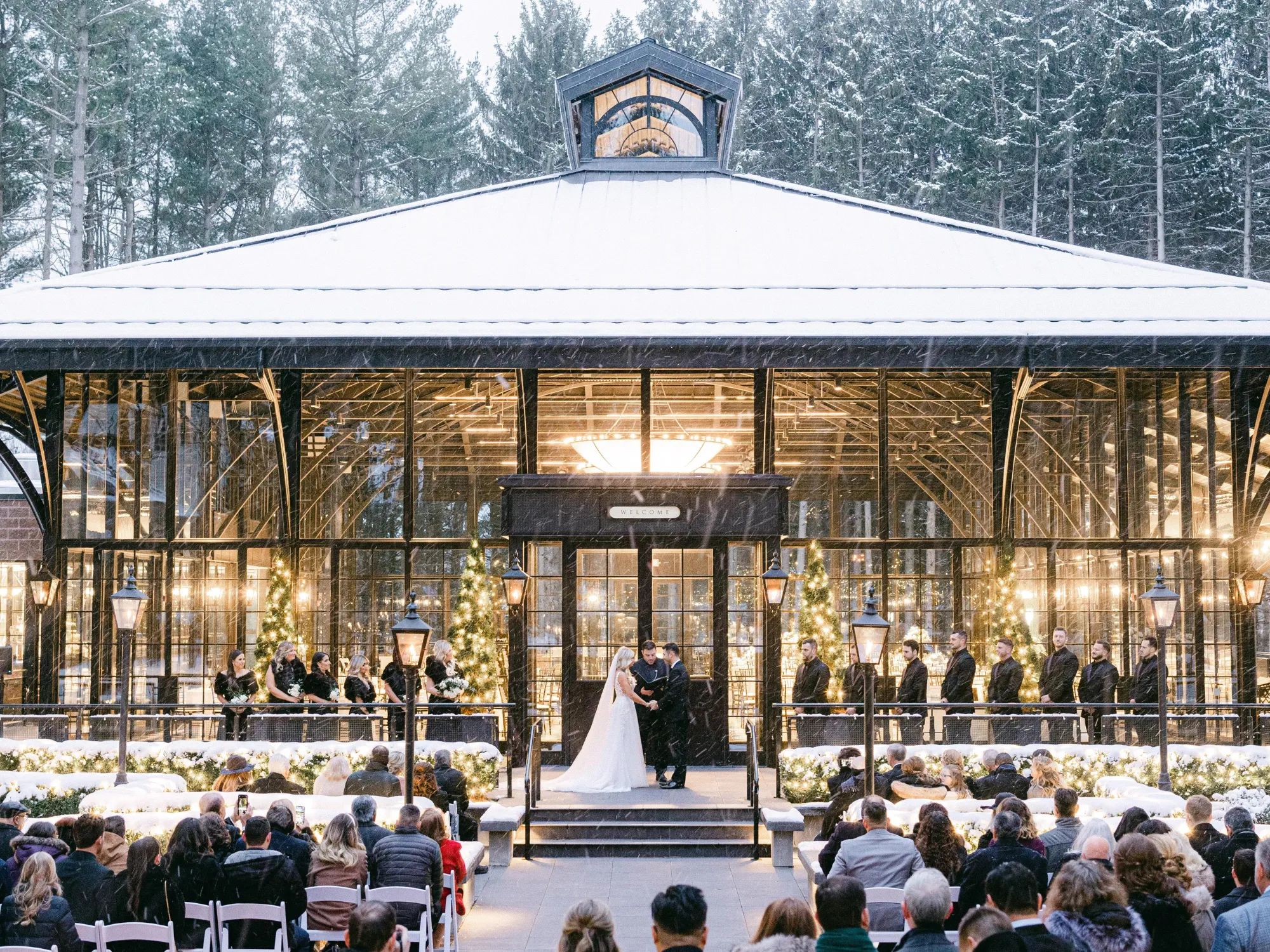 Luxury wedding decoration inspiration for Michigan events